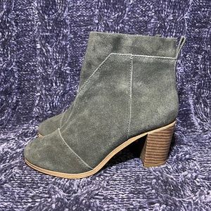 NEW TOMS Lunata Black Suede Block Heel Booties Women's Size 6.5